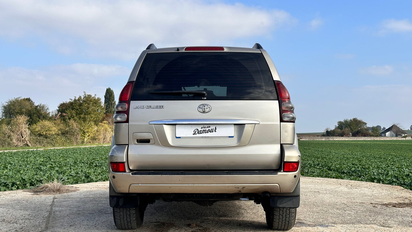 Toyota Land Cruiser VX