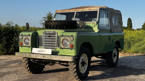 Land Rover Series III Station Wagon 88