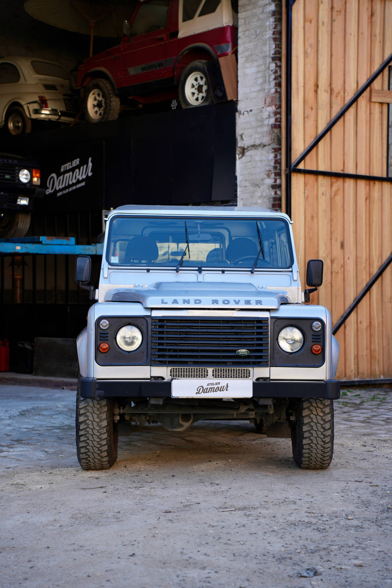 Land Rover Defender 90 TD4 Grey