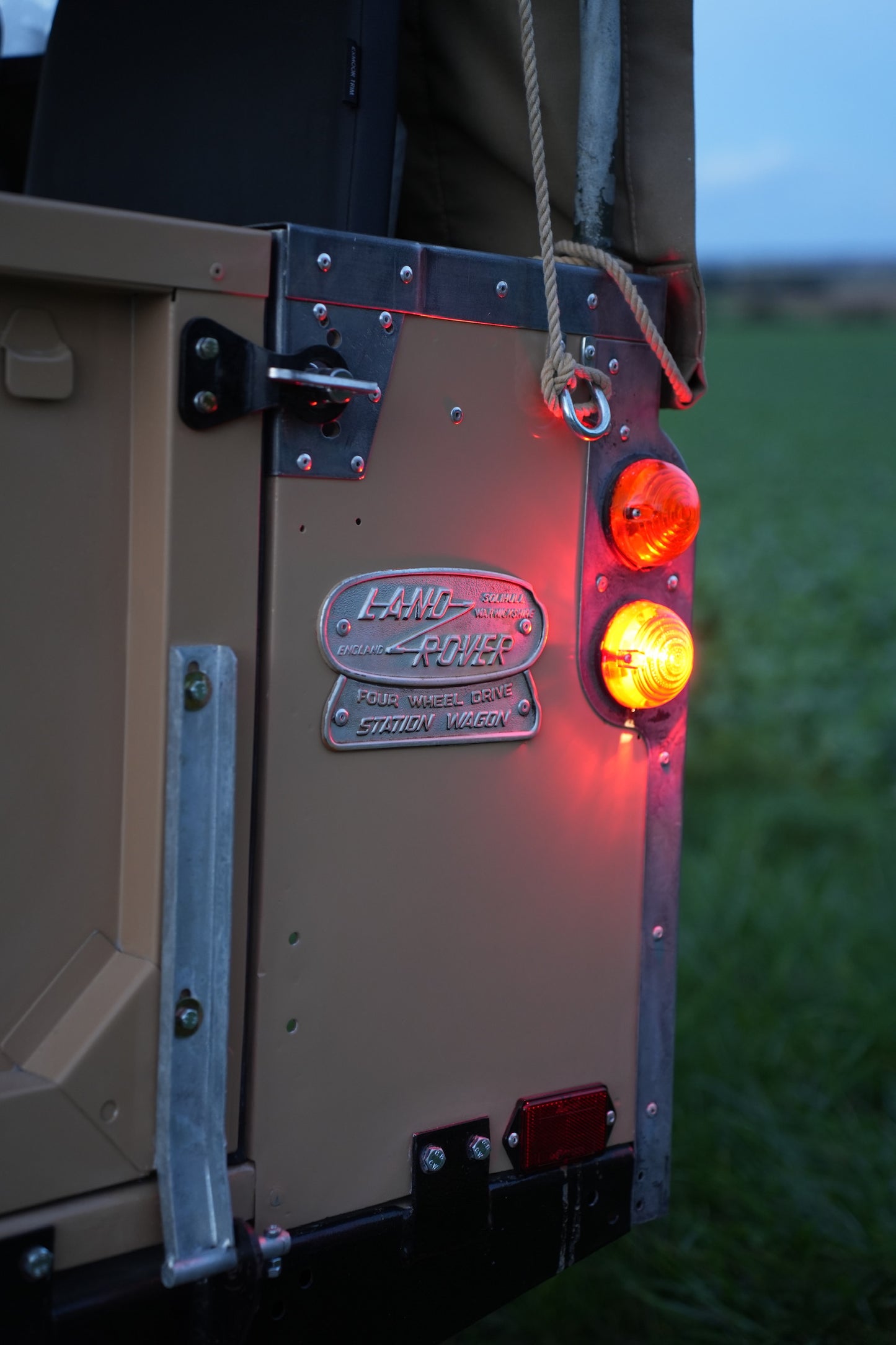 Land Rover Serie 3 88 SW Sand Beige