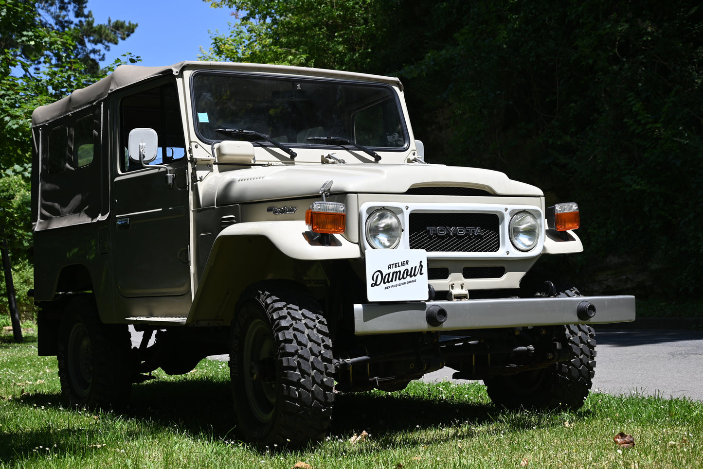 TOYOTA FJ43 4.2L 1980
