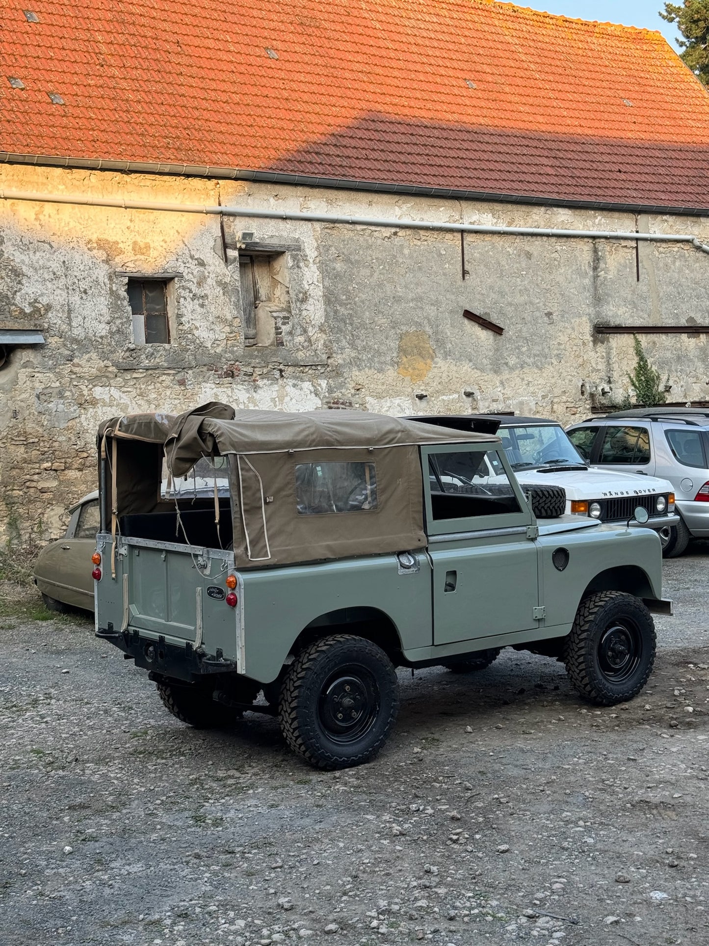 Land Rover Series 3 Station Wagon