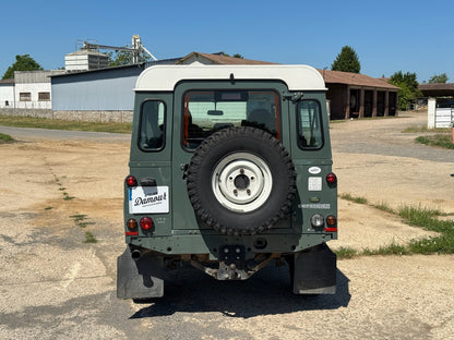 Land Rover Defender 110 SE 2.4 TD4