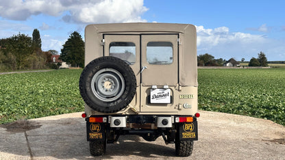 Toyota Land Cruiser FJ43