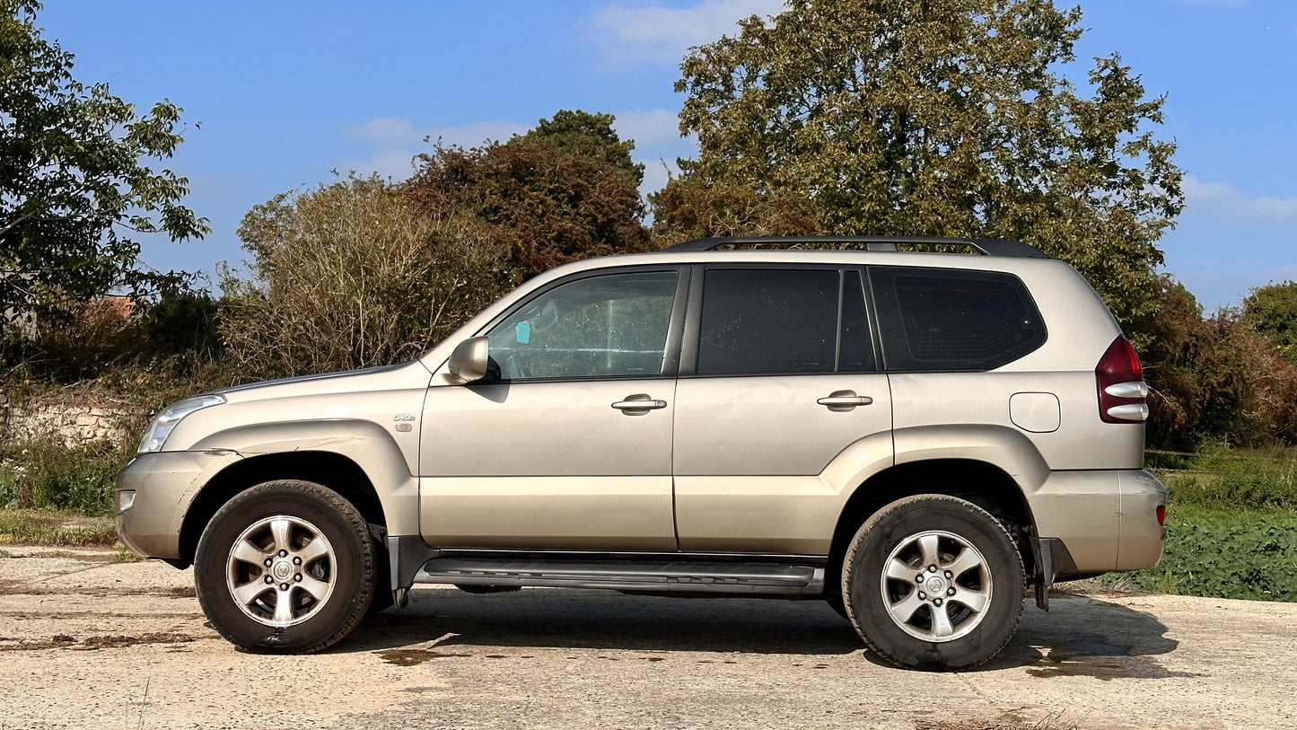 Toyota Land Cruiser VX