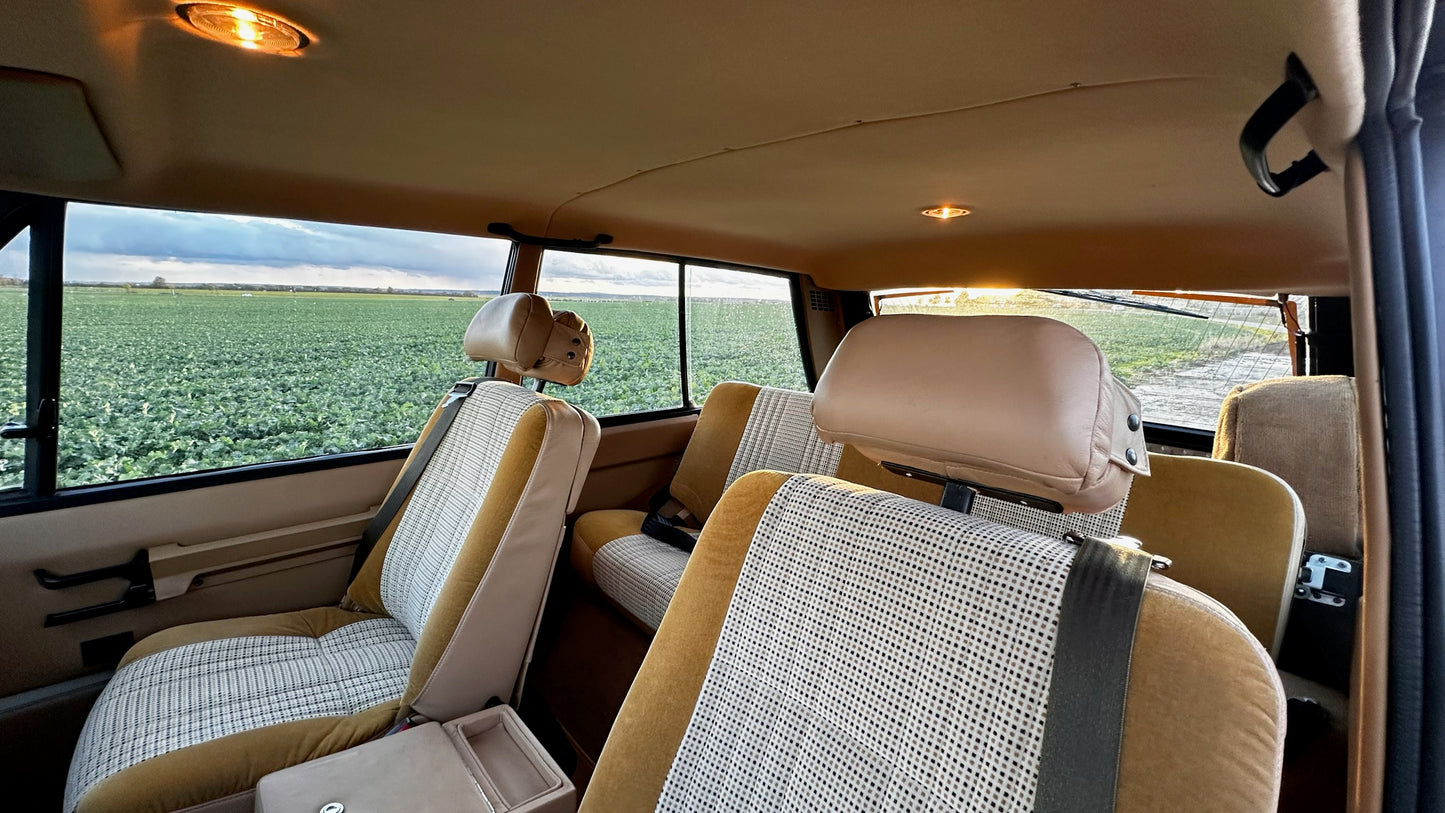 Range Rover Classic Sahara Dust