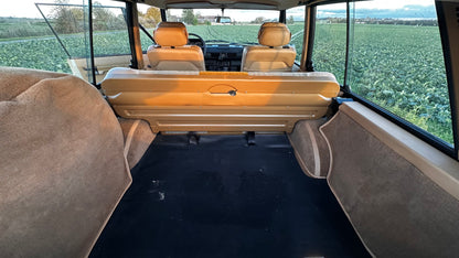 Range Rover Classic Sahara Dust