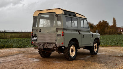 Land Rover Series III Station Wagon 88