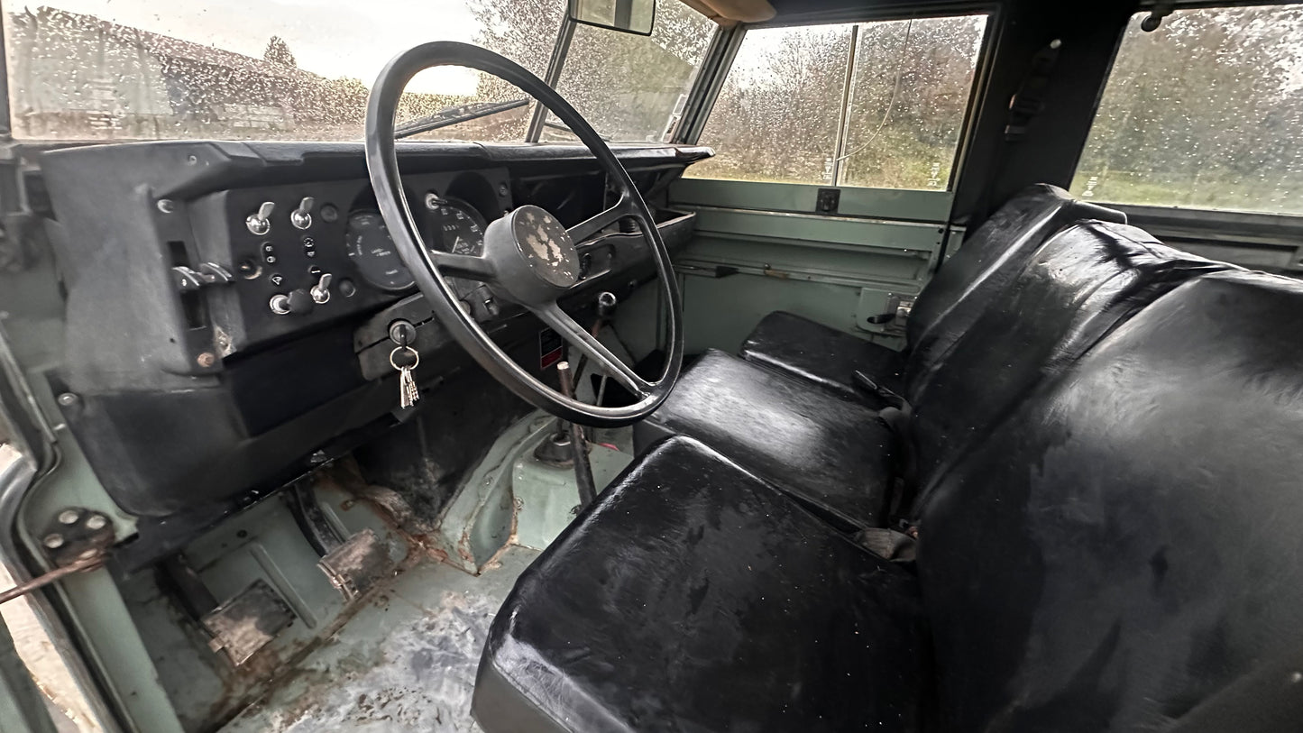 Land Rover Series III Station Wagon 88