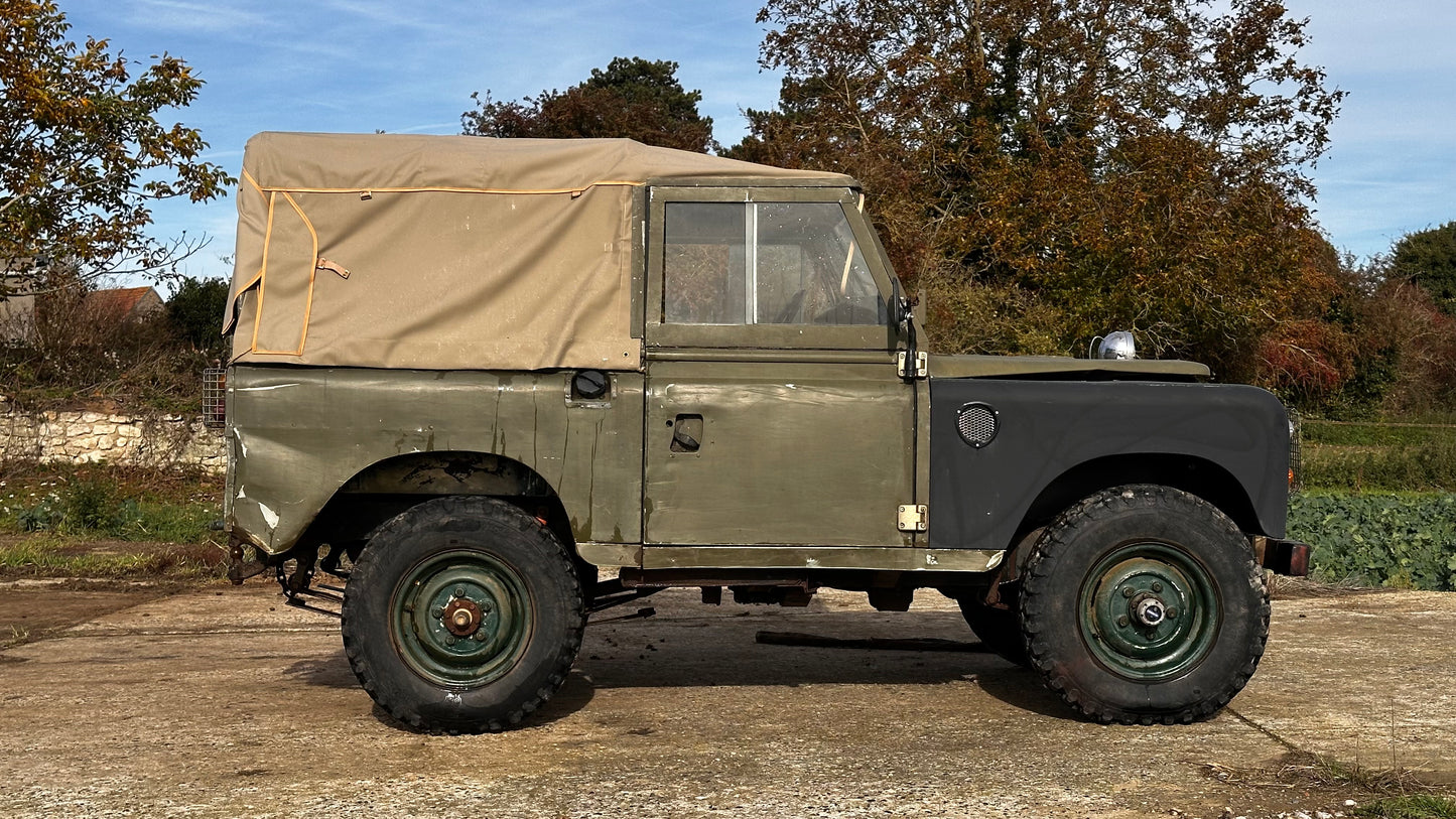 Land Rover Series III Station Wagon 88