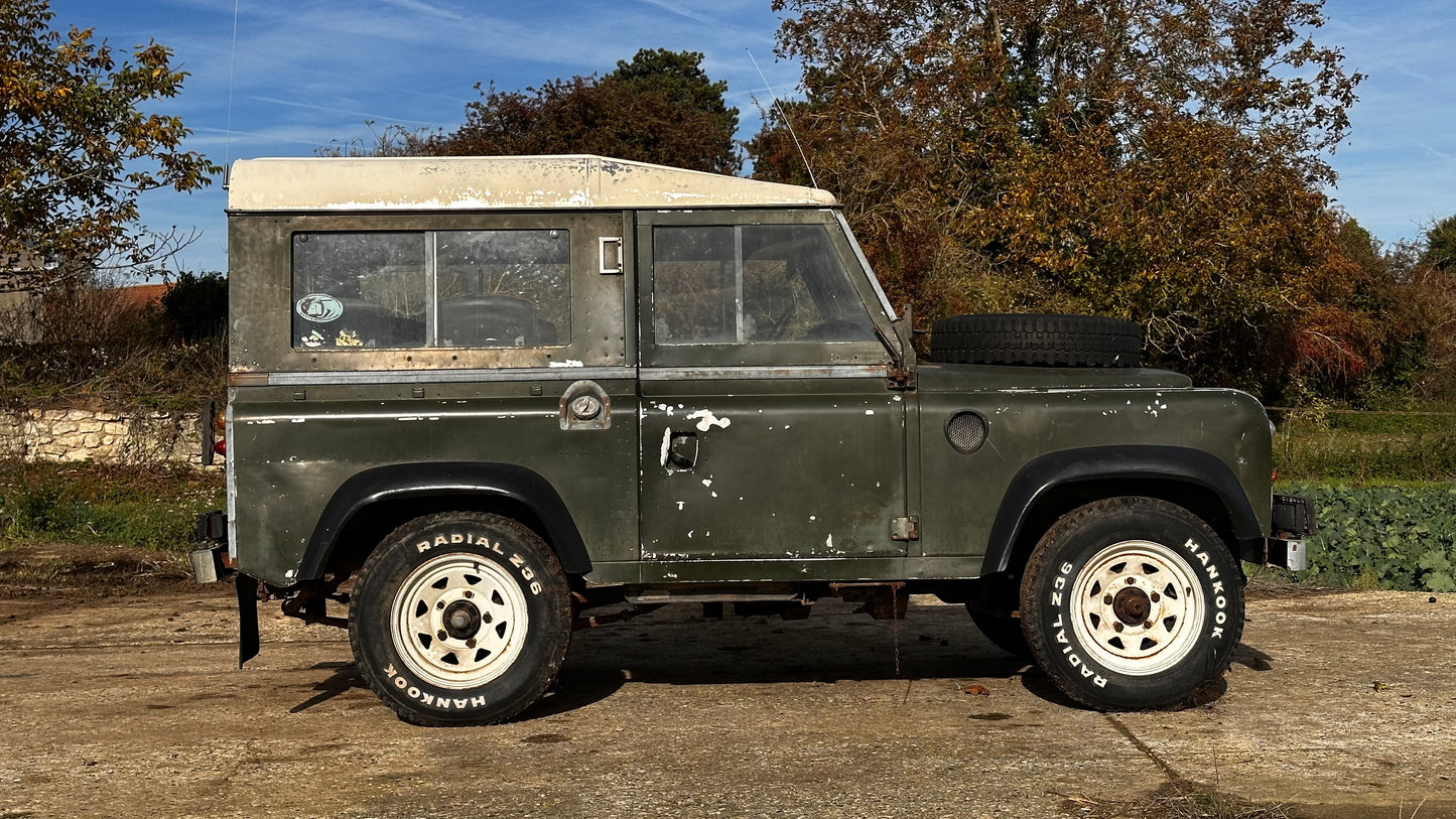 Land Rover Series III Station Wagon 88