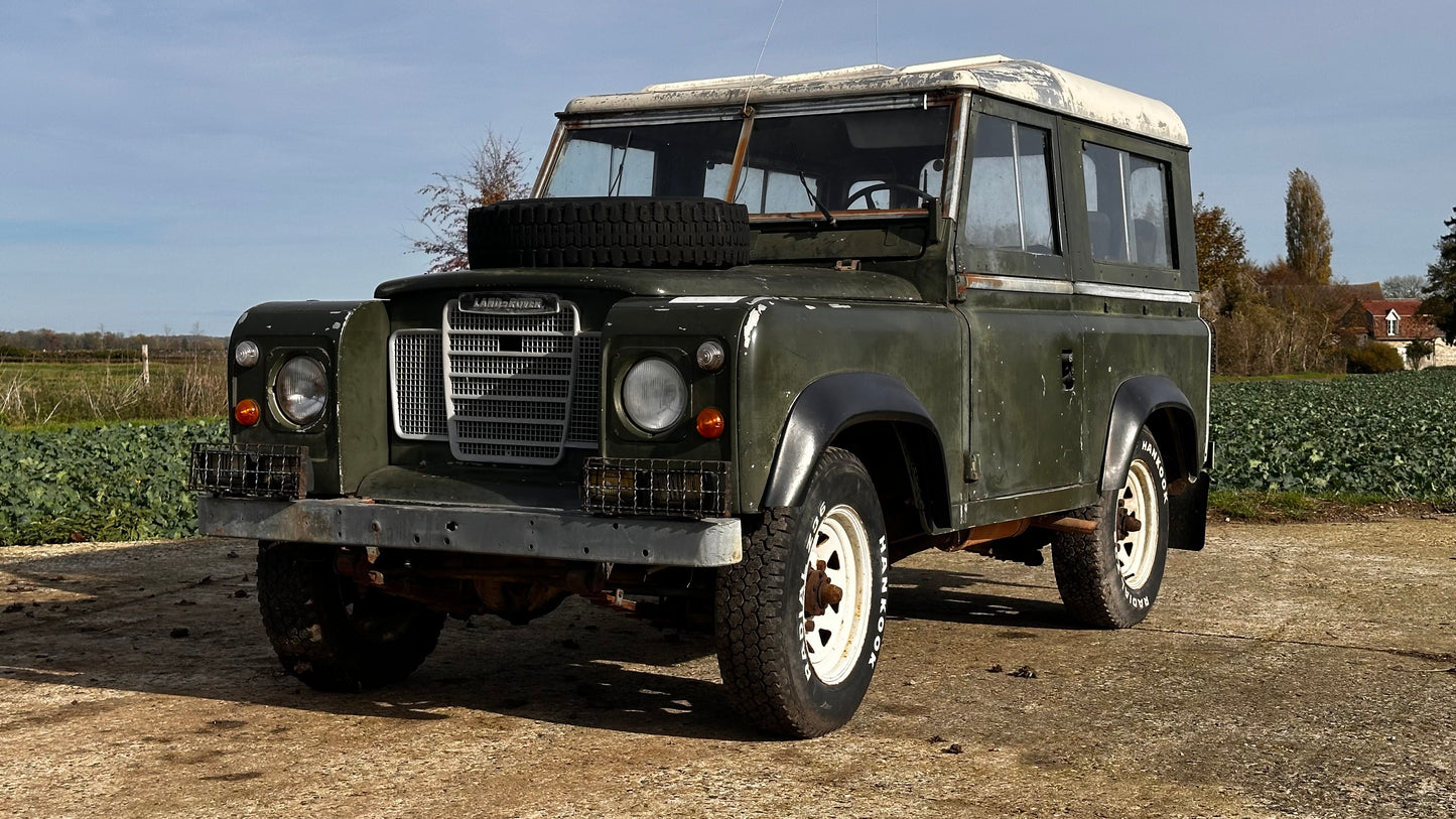 Land Rover Series III Station Wagon 88