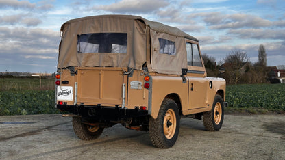 Land Rover Series III Station Wagon 88