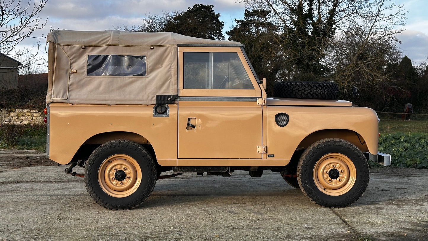 Land Rover Series III Station Wagon 88