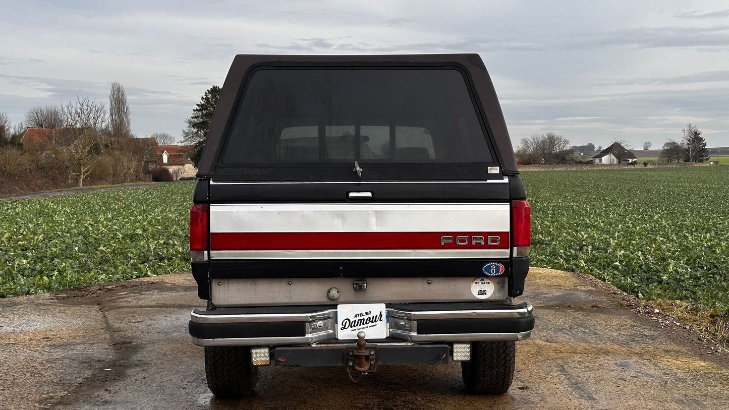 Ford F-250 XLT Lariat