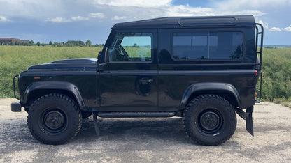Land Rover Defender 90 SE 2.4 TD4
