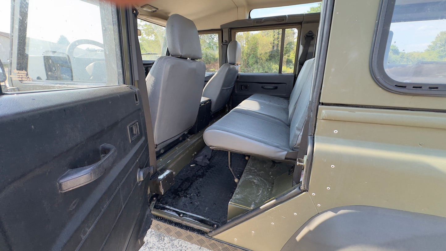 Land Rover Defender 110 2.5 TD5