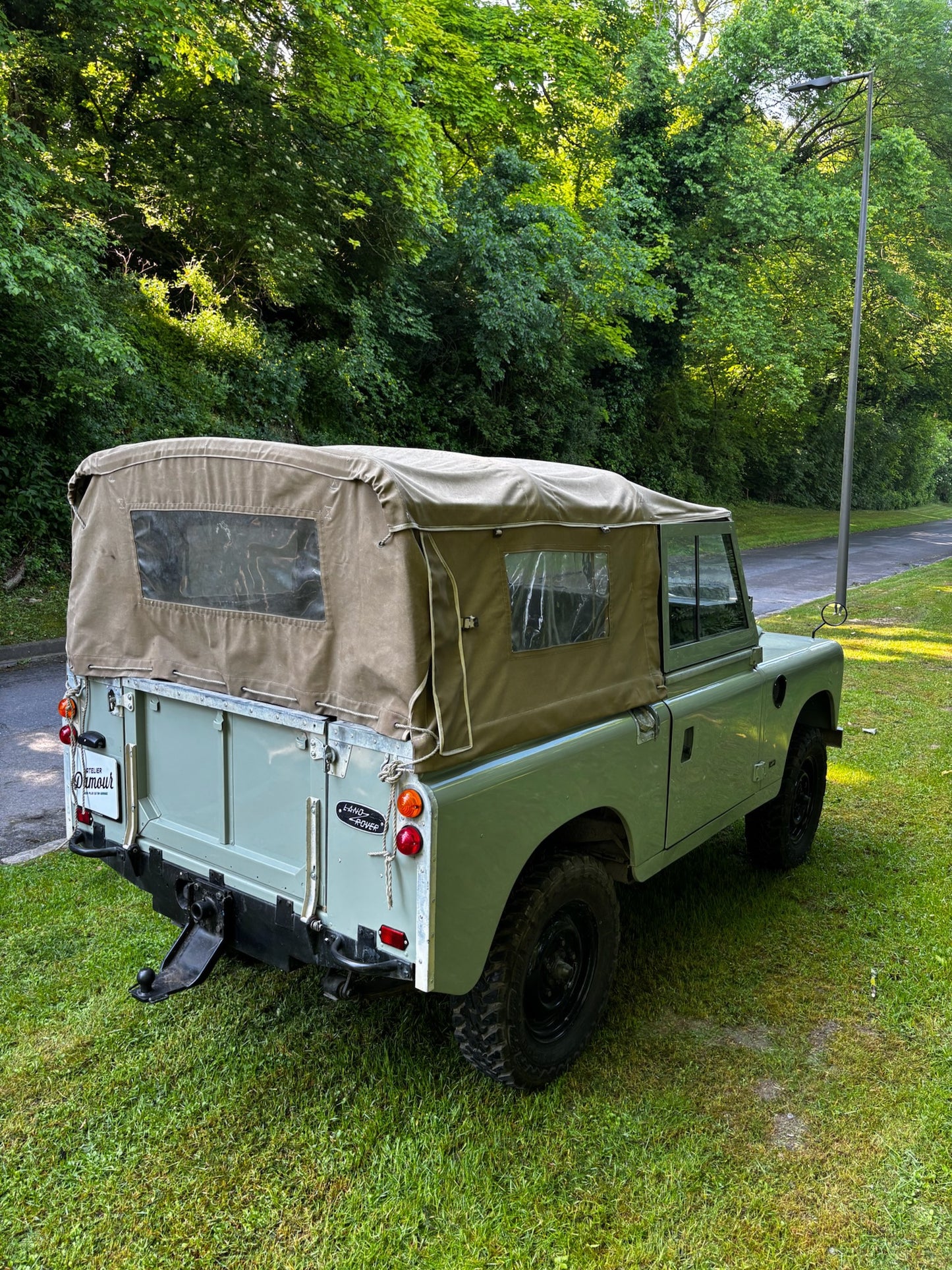 Land Rover Series 3 Station Wagon