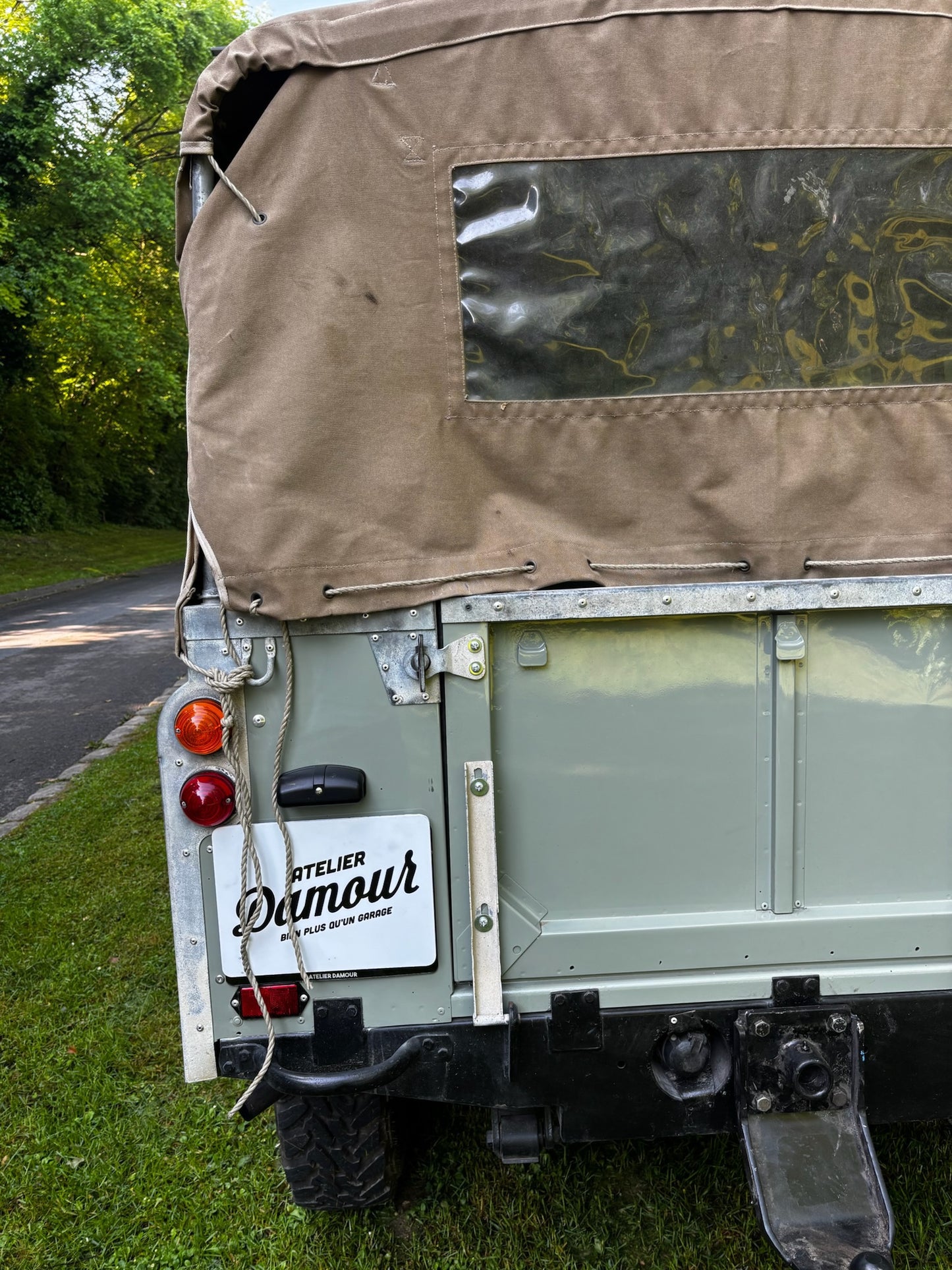 Land Rover Series 3 Station Wagon